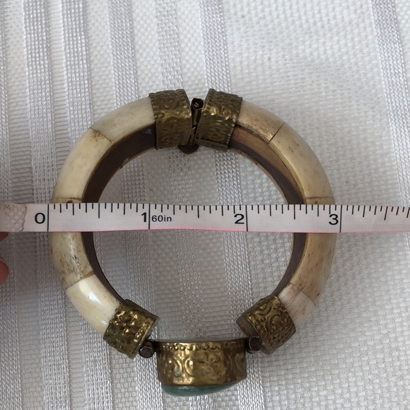 Ivory and Stone Bangle - Picture 8 of 8